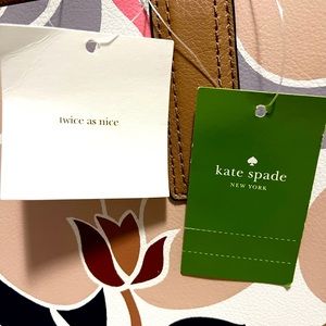 Kate spade handbag! Floral w/straps
